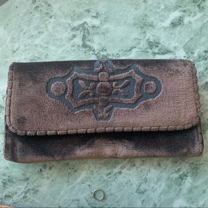 Vintage velvet clutch purse from the 1960s